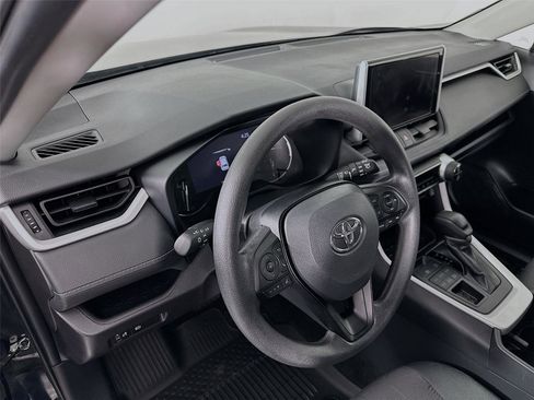 Certified 2025 Toyota RAV4 XLE AWD/4WD image 22