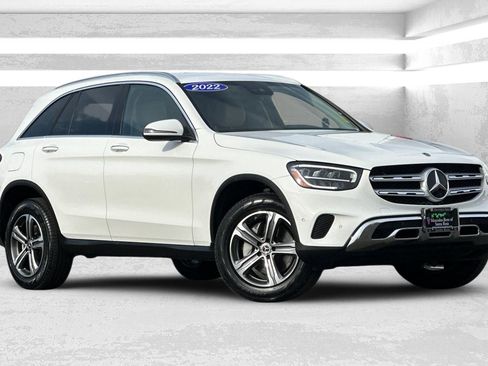 Certified 2022 Mercedes-Benz GLC 300 4MATIC image 2
