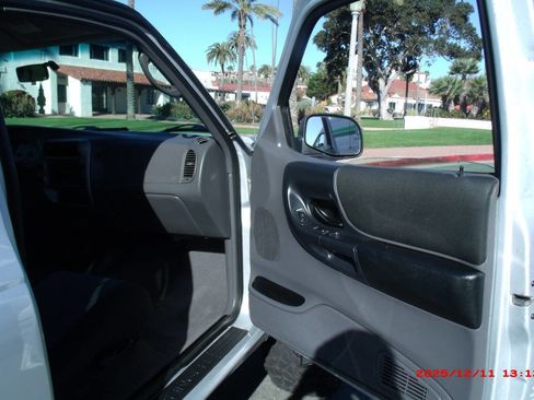 Used 2003 Ford Ranger XLT image 42