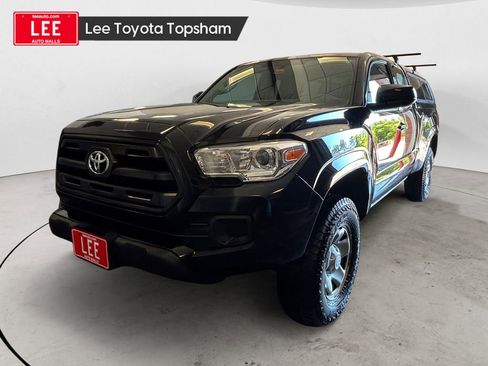 Used 2017 Toyota Tacoma SR w/ SR Convenience Package AWD/4WD image 1