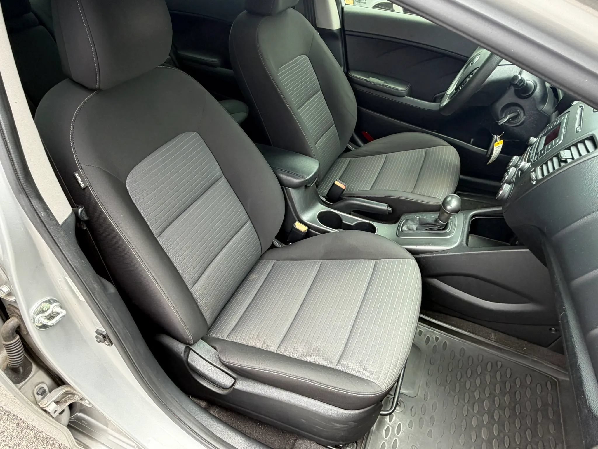 Used 2015 Kia Forte LX w/ Popular Package FWD image 11