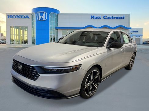 Used 2025 Honda Accord Sport image 7