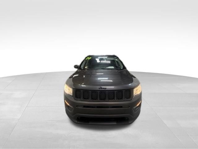 Used 2020 Jeep Compass Latitude AWD/4WD image 3