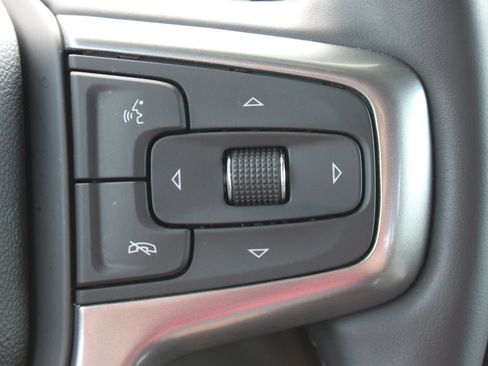 Used 2025 Chevrolet Silverado 1500 LT Trail Boss w/ Convenience Package II AWD/4WD image 19