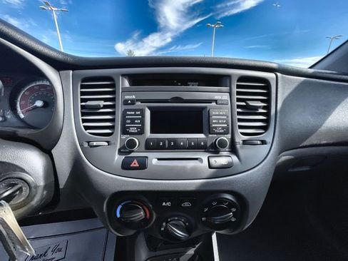 Used 2010 Kia Rio5 FWD image 13