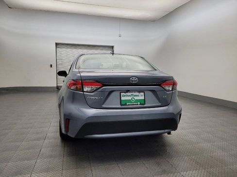 Used 2021 Toyota Corolla LE image 6