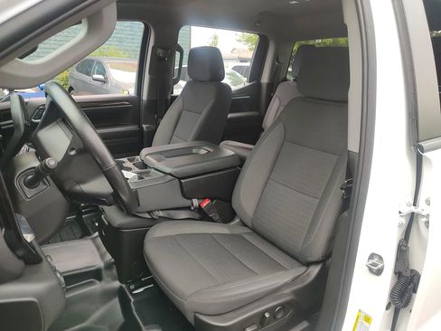 Used 2022 Chevrolet Silverado 1500 LT w/ Z71 Off-Road Package image 13