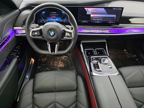 Certified 2025 BMW 740i RWD image 12
