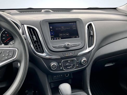 Used 2024 Chevrolet Equinox LT image 7