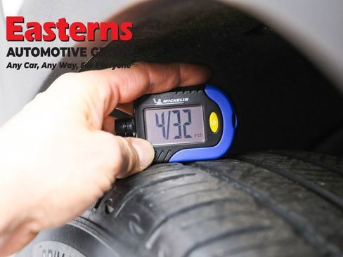 Used 2021 GMC Terrain SLT w/ Infotainment Package II image 31