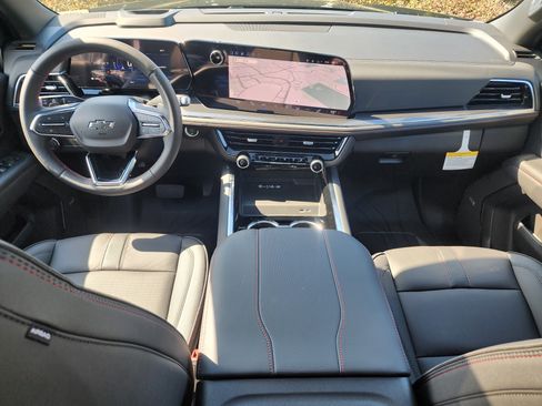 Used 2026 Chevrolet Suburban RST w/ Comfort Package image 19