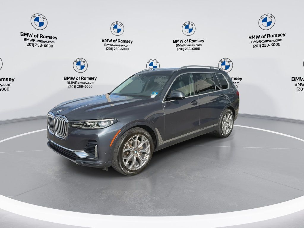 Used 2020 BMW X7 xDrive40i w/ Premium Package AWD/4WD image 4