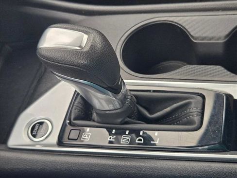 Used 2025 Nissan Altima 2.5 SV FWD image 18