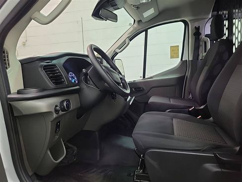 Used 2025 Ford Transit 250 Low Roof w/ Exterior Upgrade Package RWD image 8