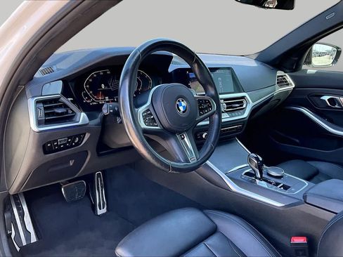 Used 2021 BMW 330i Sedan w/ M Sport Package RWD image 17