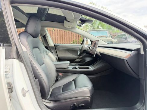 Used 2021 Tesla Model 3 Standard Range Plus RWD image 26