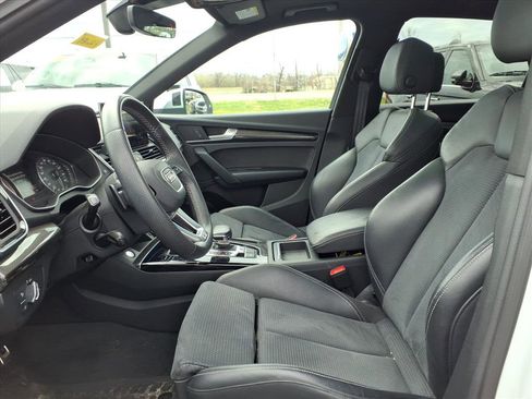 Used 2022 Audi SQ5 Premium image 25