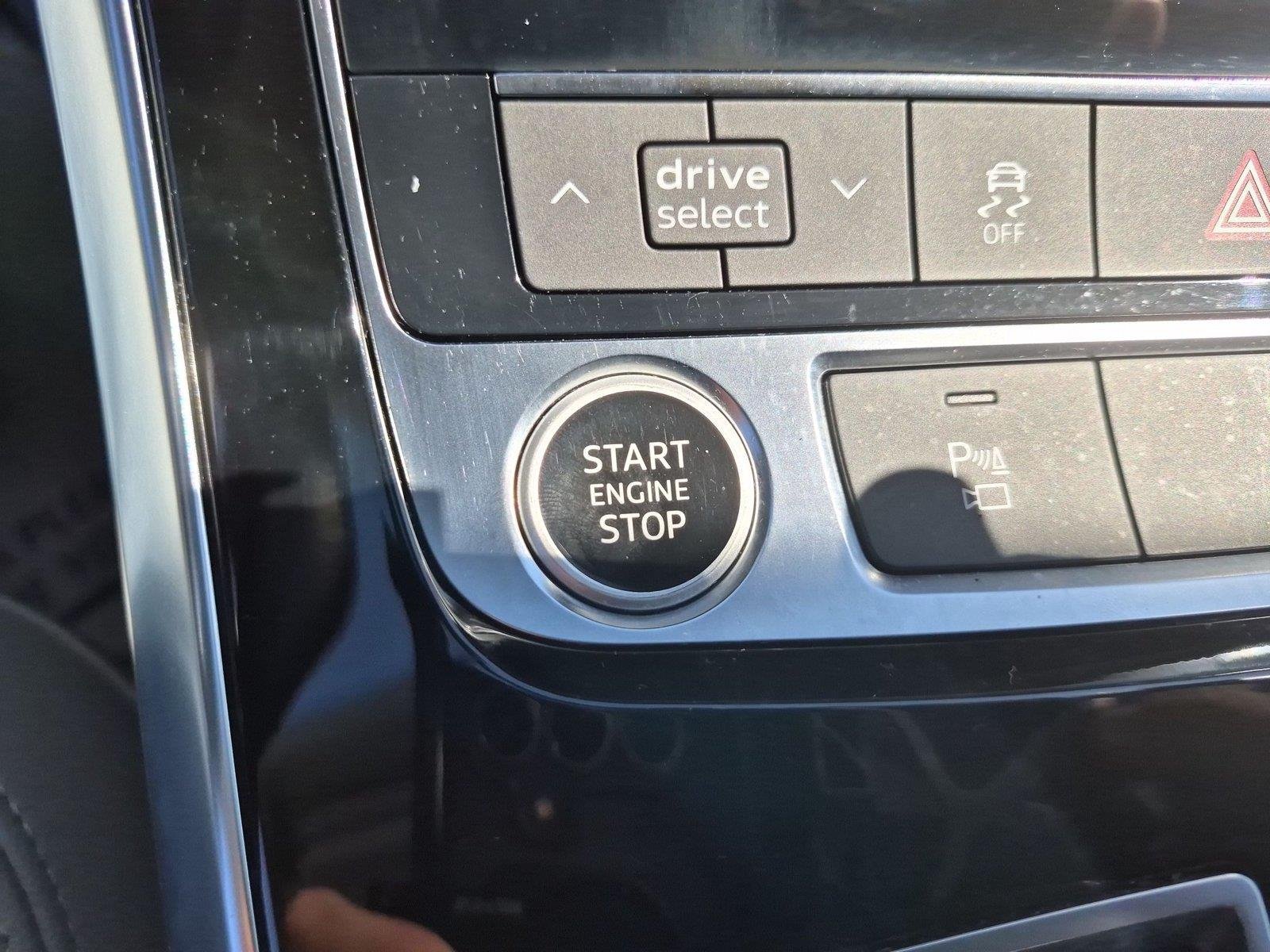 Used 2022 Audi Q7 3.0T Premium Plus AWD/4WD image 27