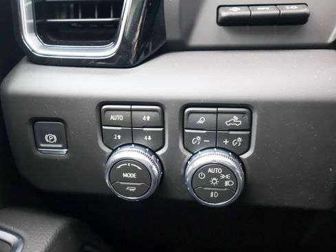 New 2026 GMC Sierra 2500 Denali w/ Denali Reserve Package image 28