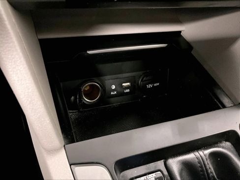 Used 2018 Hyundai Elantra SEL image 26