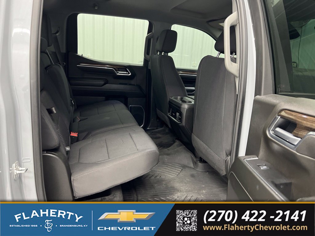Used 2025 Chevrolet Silverado 1500 RST AWD/4WD image 13
