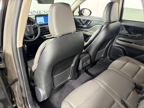 Used 2026 Lincoln Corsair Premiere FWD image 16