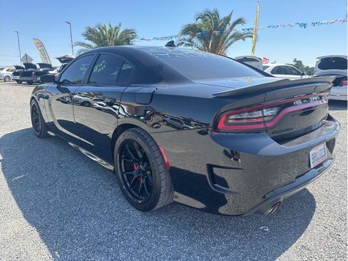 Used 2020 Dodge Charger Scat Pack w/ Plus Group RWD image 7