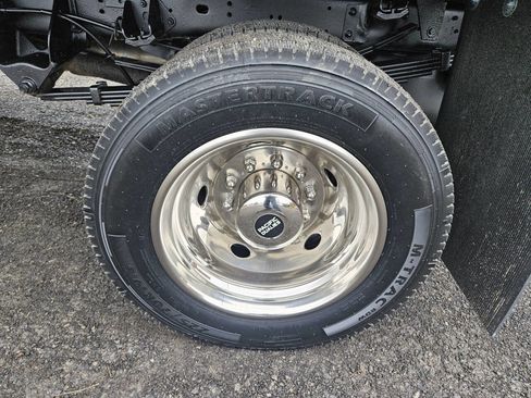 Used 2024 RAM 5500 Tradesman AWD/4WD image 14