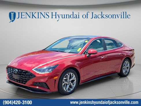 Used 2023 Hyundai Sonata SEL w/ Convenience Package FWD image 12