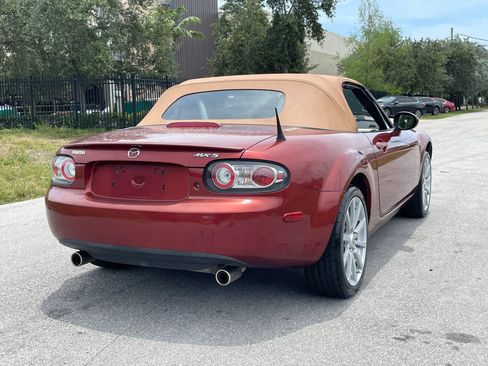 Used 2007 MAZDA MX-5 Miata Grand Touring w/ Premium Pkg RWD image 12