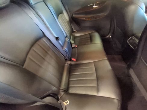 Used 2016 INFINITI QX50 Base w/ Deluxe Touring Package image 25