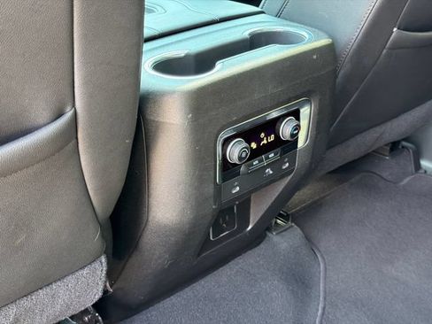 Used 2021 Chevrolet Tahoe LT RWD image 24