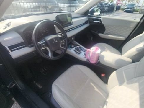 Used 2022 Mitsubishi Outlander SEL FWD image 5