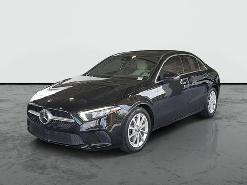 Used 2022 Mercedes-Benz A 220 image 4
