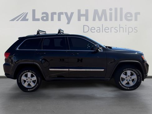 Used 2012 Jeep Grand Cherokee Laredo w/ Laredo E Group image 7