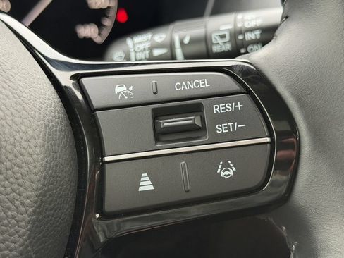 Used 2025 Honda HR-V EX-L image 29