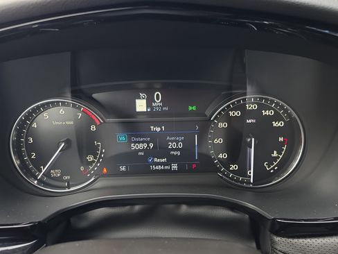 Used 2025 Cadillac XT5 Premium Luxury image 23