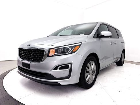 Used 2020 Kia Sedona EX FWD image 15
