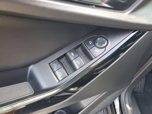 Used 2025 Chevrolet Equinox LT AWD/4WD image 20