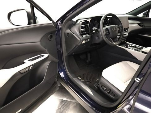 Used 2023 Lexus RX 350 AWD image 9