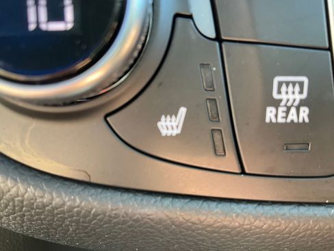 Used 2019 Chevrolet Equinox Premier AWD/4WD image 10