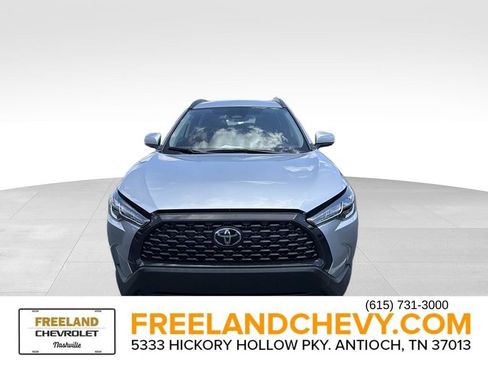 Used 2024 Toyota Corolla Cross LE FWD image 6