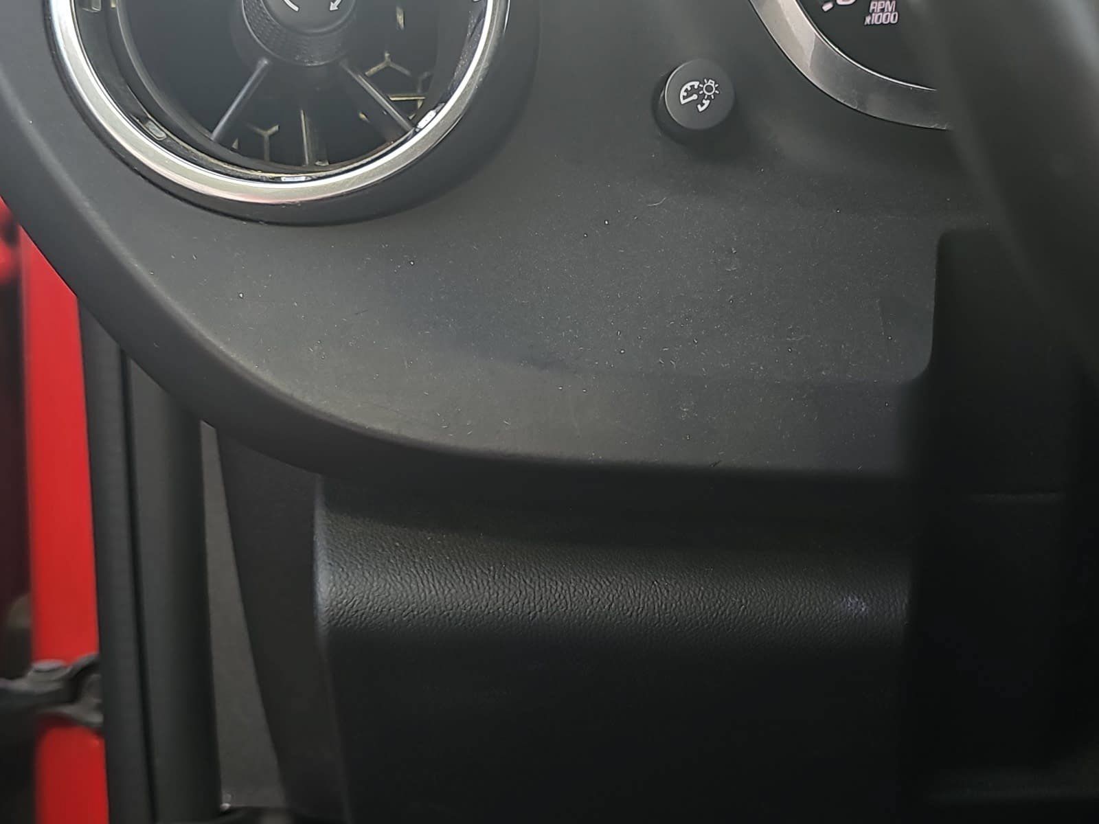Used 2020 Chevrolet Camaro LT RWD image 21