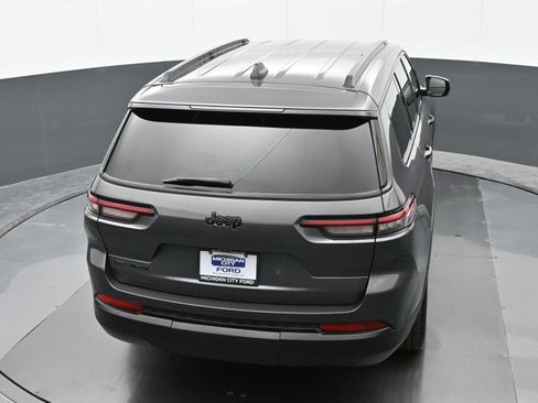 Used 2021 Jeep Grand Cherokee L Laredo AWD/4WD image 31