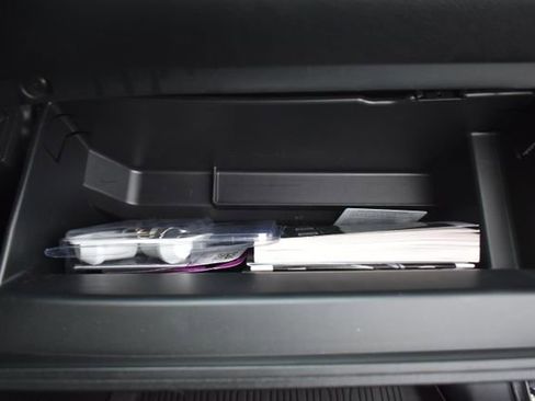 Used 2022 Ford Explorer XLT w/ Equipment Group 202A image 47