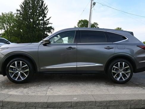Used 2023 Acura MDX SH-AWD w/ Technology Package image 8
