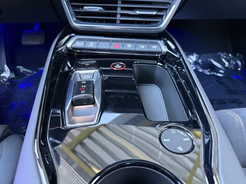 Used 2022 Audi e-tron GT Prestige w/ Prestige Package image 29