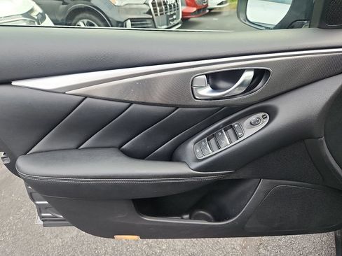 Used 2015 INFINITI Q50 AWD w/ Moonroof Package image 17