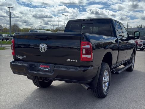 Used 2024 RAM 2500 Laramie w/ Snow Chief Group AWD/4WD image 5