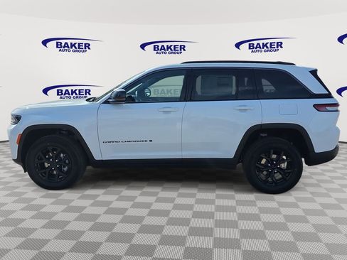 New 2026 Jeep Grand Cherokee Altitude AWD/4WD image 6